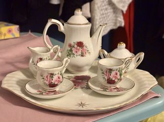 Baum Brothers Victorian Rose Collection By Formalities Trinket Tea Set