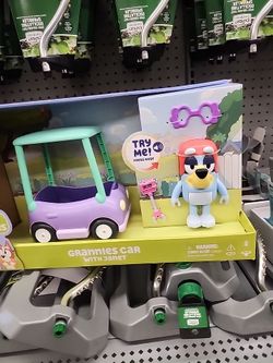 Bluey Grannies Car with Janet Playset