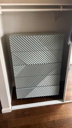 Grey Dresser