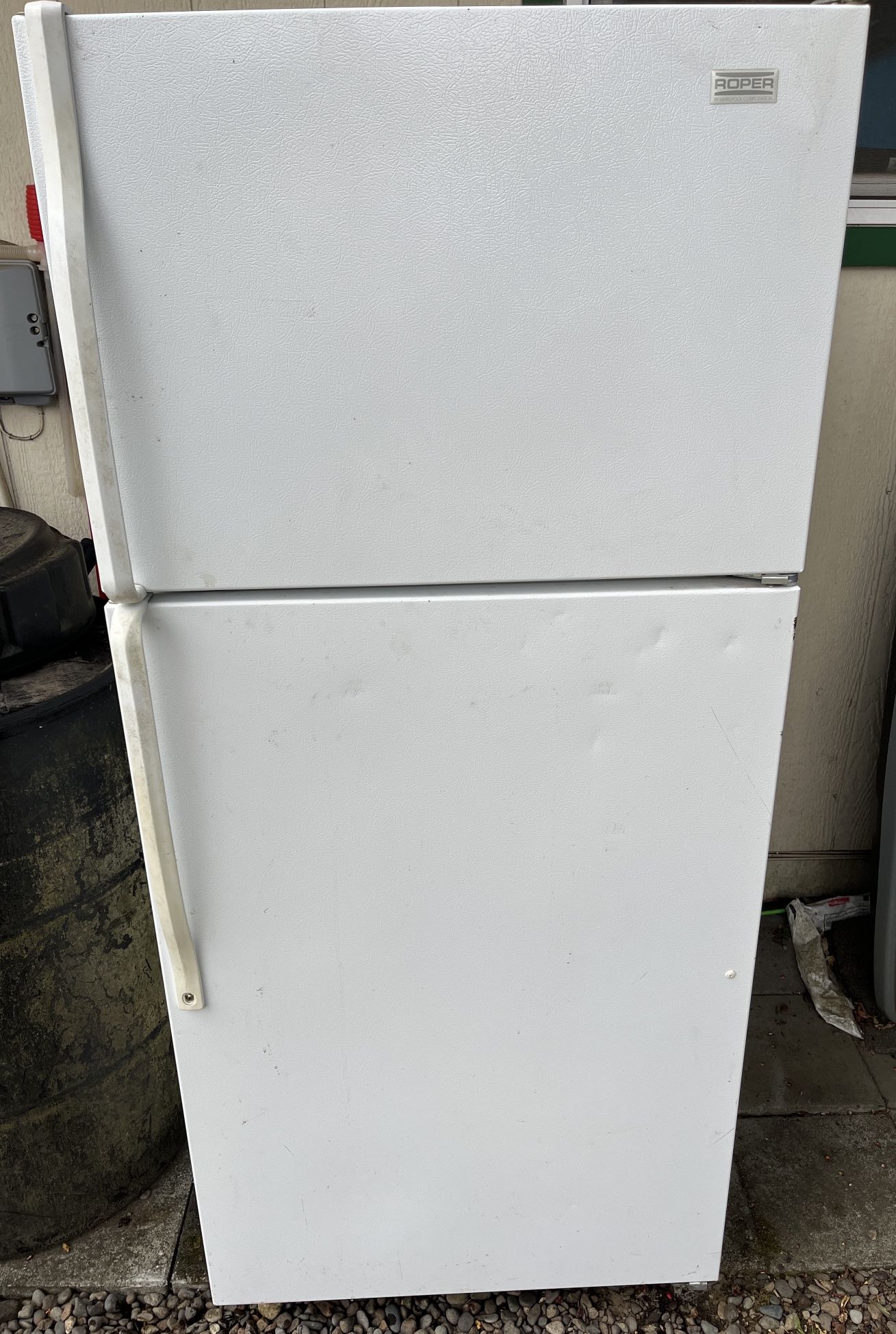 *pending Sale* Roper (whirlpool) freezer / refrigerator (freezer works great, fridge not working) - great deal! $25