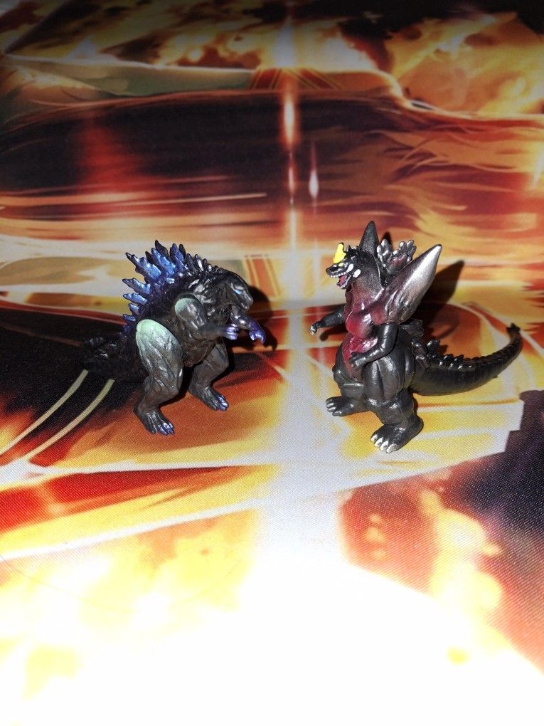 LOT OF 2 GODZILLA 2.5 INCH TALL FIGURE TOY...UNBRANDED...VG CONDITION...ADULT OWNED AND KEPT IN A SMOKE FREE HOME...$5 FIRM...