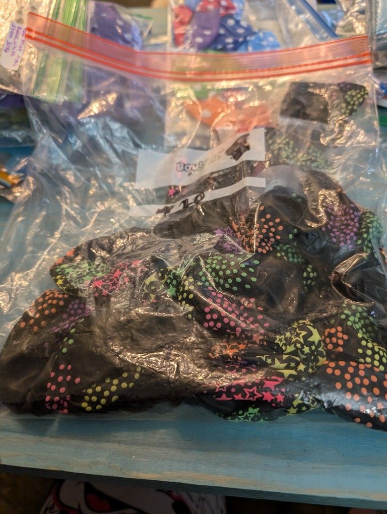 (20) BLACK BALLOONS WITH STARS NON SMOKING HOME