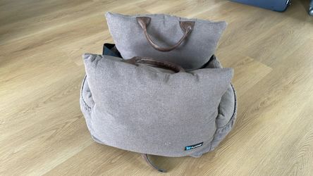 Fur Me classic pet car seat