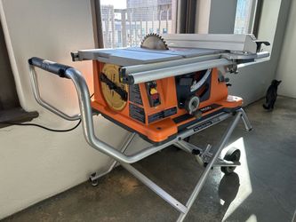 Rigid Portable 15amp Folding Table Saw