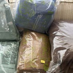 Misc Bathroom Towels & Rugs 