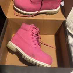 Pink Timberland 