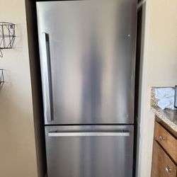 Hisense Refrigerator 