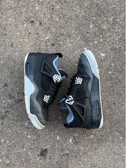 JORDAN 4 FEAR SZ 12 NO BOX