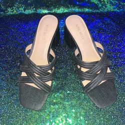 Nine West Black Strappy Mule Heels – Size 8.5
