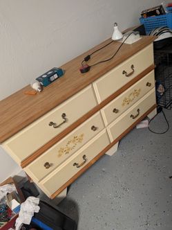 Dresser