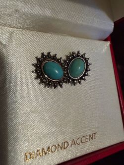 Vintage earrings with faux turquoise