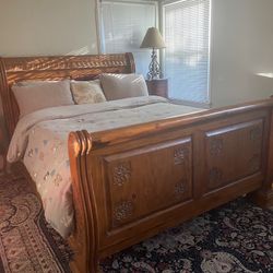 Queen Bedroom Set