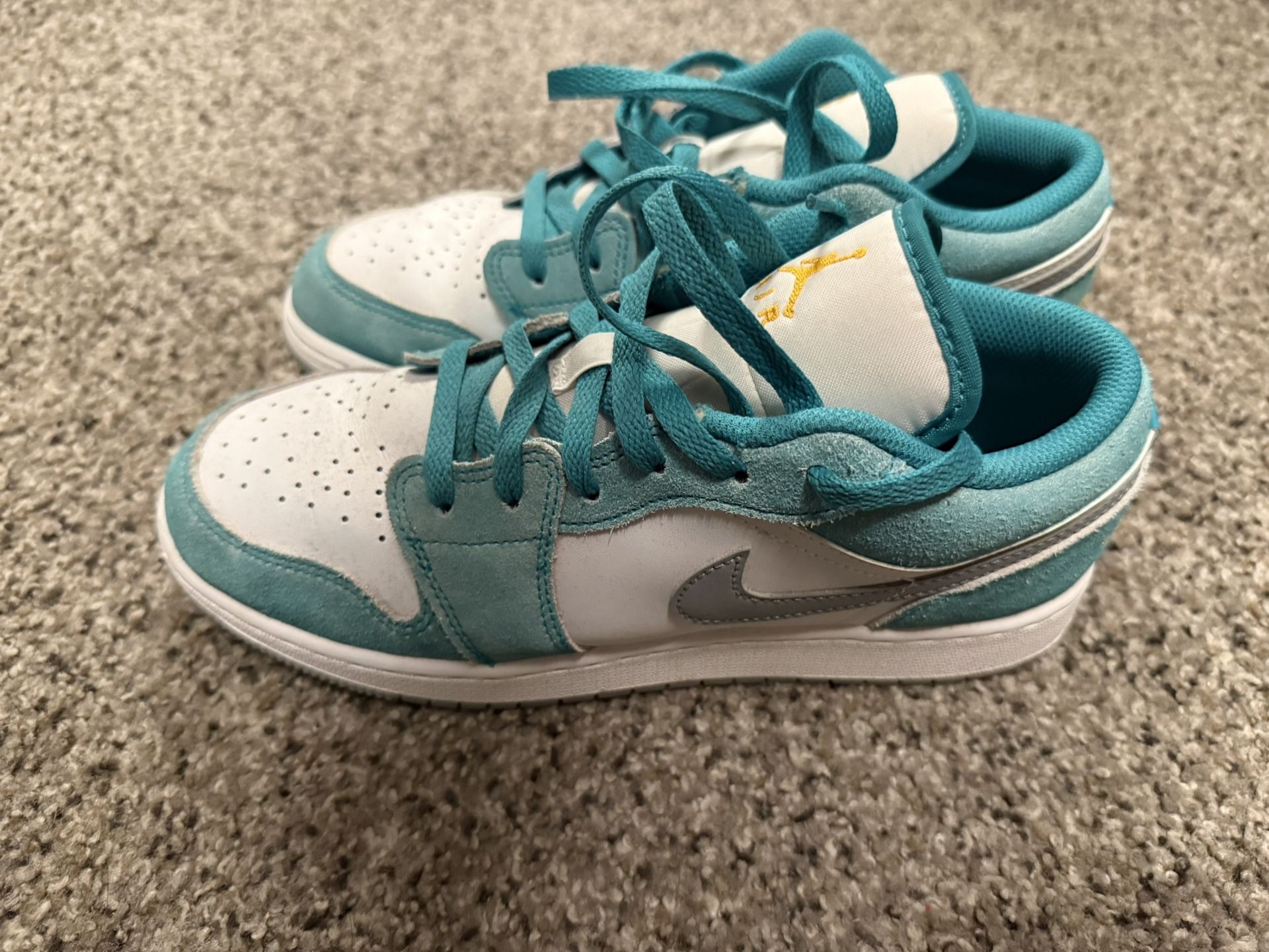 Air Jordan 1 Low New Emerald