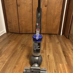 Dyson Ball Vacuum Cleaner 