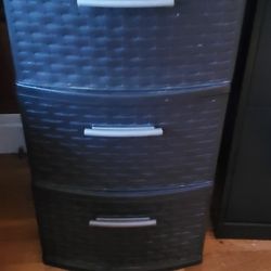 Sterilite 3 Drawer Tower, Slim Plastic Weave 3 Drawer Tower with Pull Handles