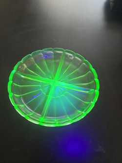 Vintage uranium glass plate.