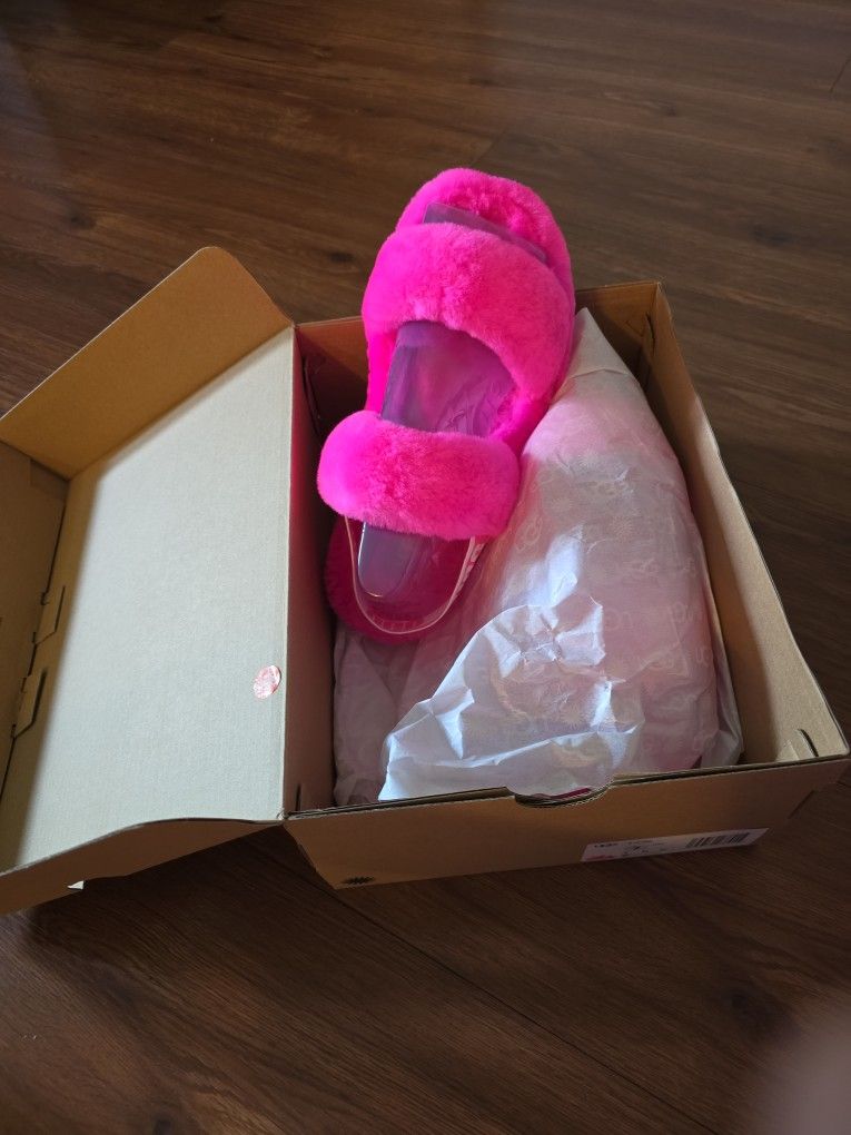Uggs Brand New