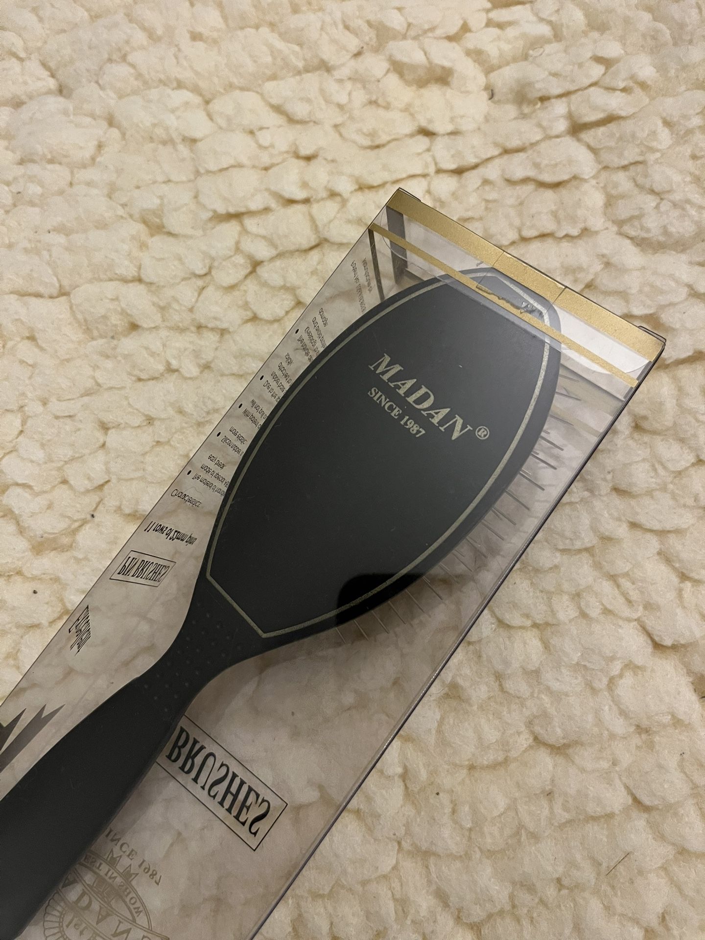 Madan’s MPB-M01 Pin Brush