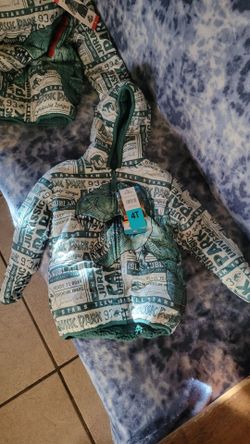 JURRASIC PARK REVERSIBLE SIZE 4 JACKET BRAND NEW