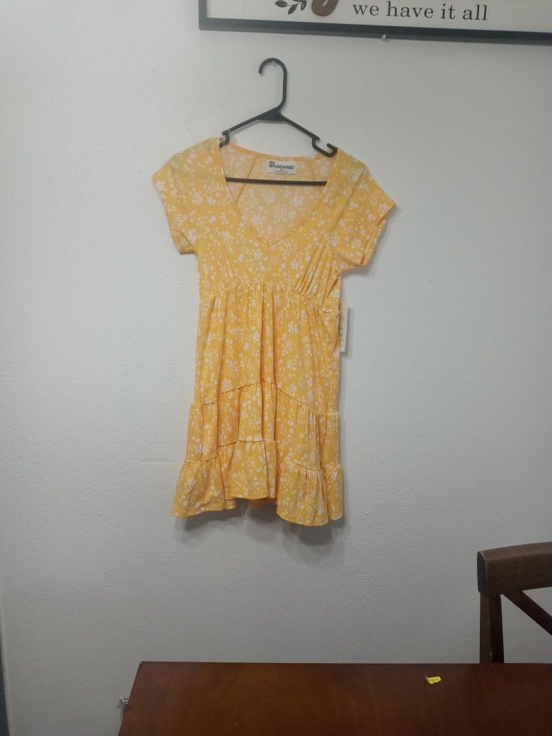 Women's Brand New Sundress Yellow Size S(4-6)