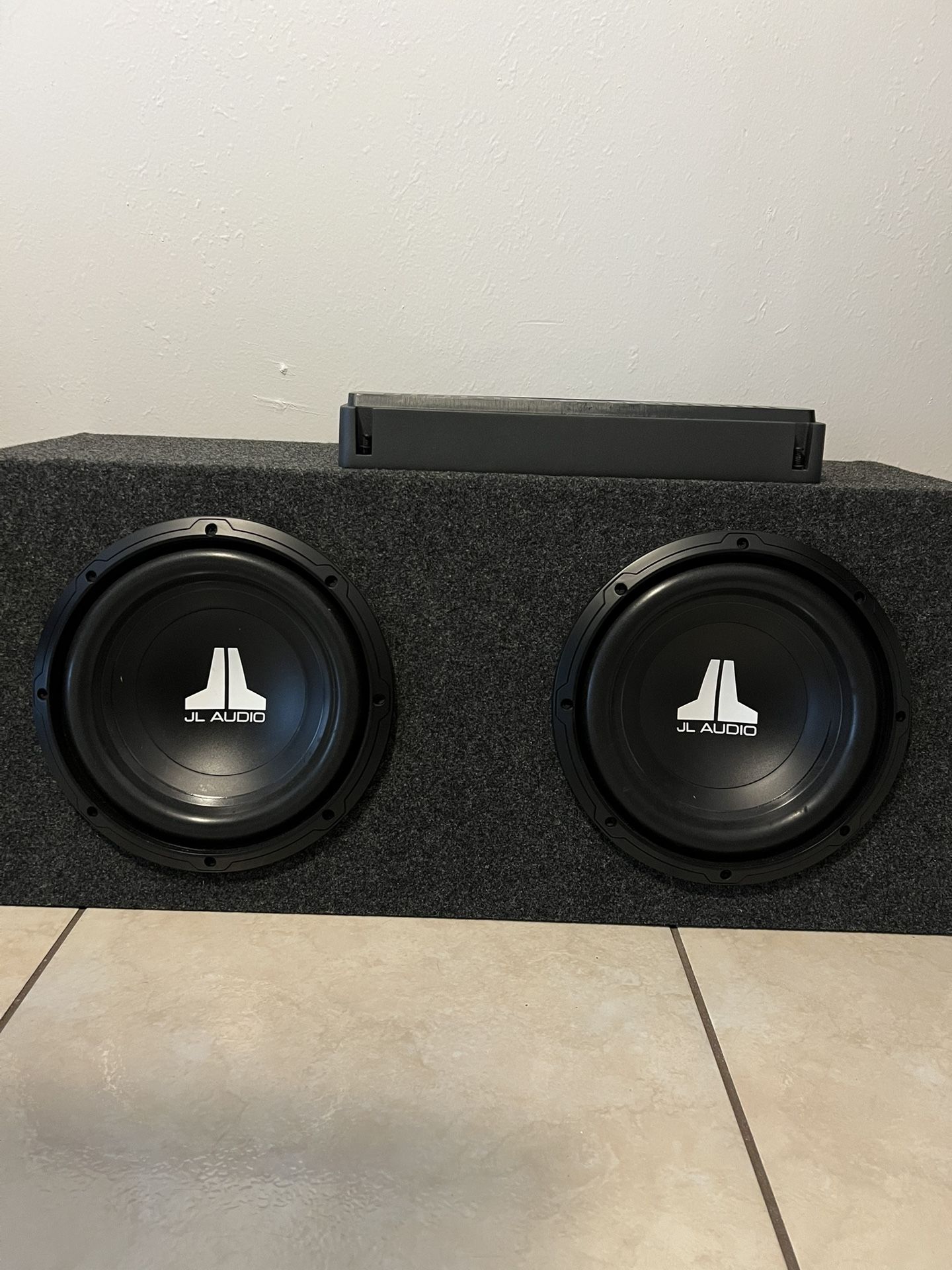 JL Audio Subwoofers And Amp