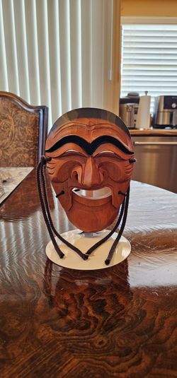 Korean Theater Hand Carved Hahoe Mask Decorative Wall Hanger / Collector / Decor / Collectible / Traditional / Home / Furniture / Man Cave / Gift
