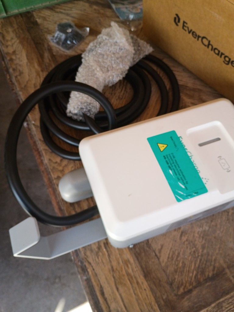 Evercharge  Ev Charger Hardwired 