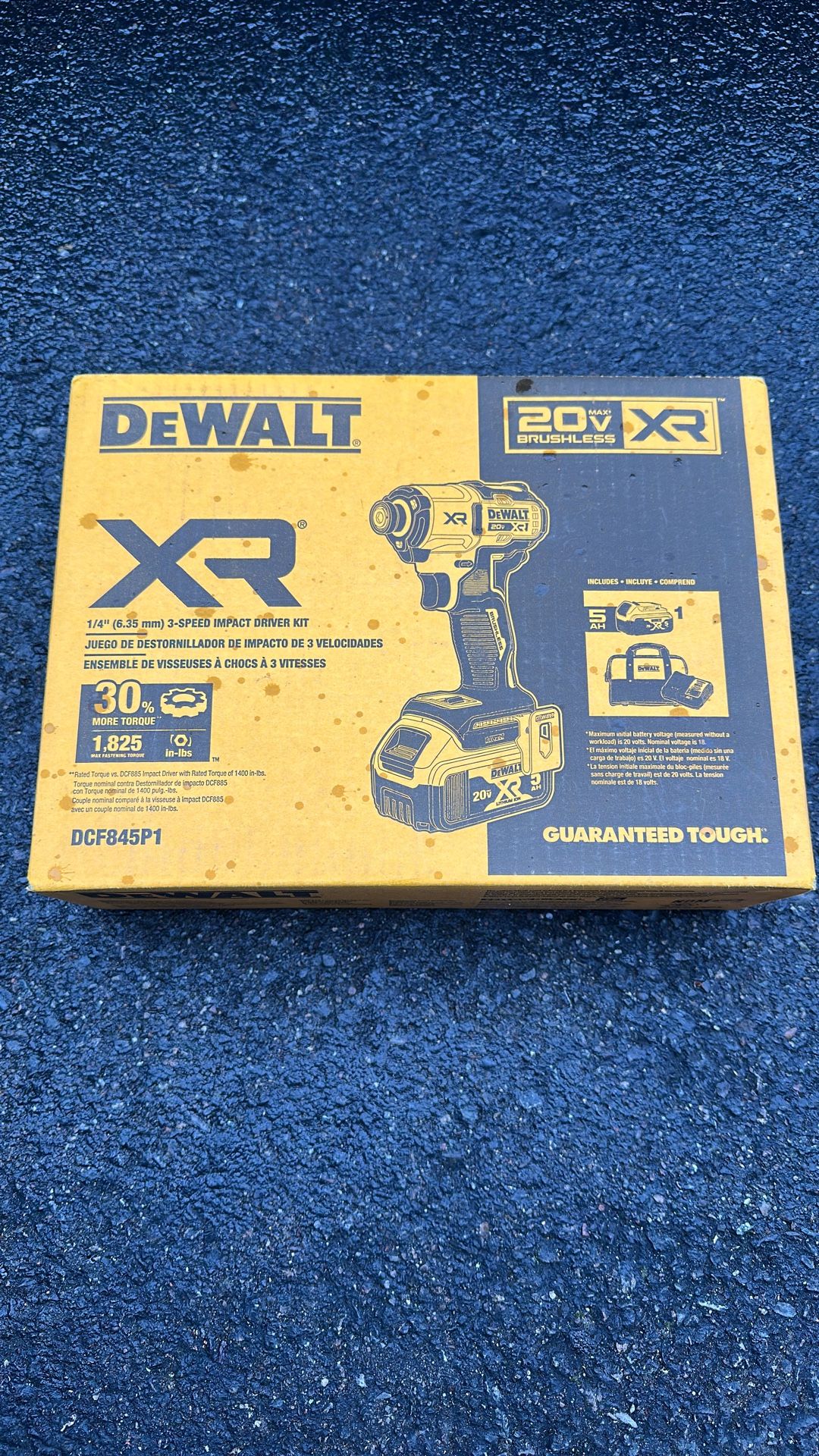 DeWalt Xr 1/4 Impact Drill Kit 