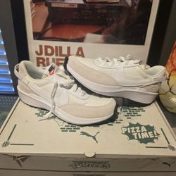 Woman's Nike Waffle Debut