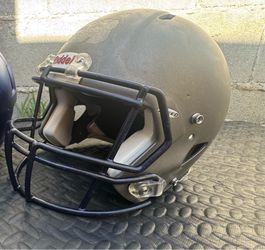 Riddell Speed Football Size Large $60 firm