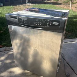 FREE Working Whirlpool Dishwasher (Read Description)