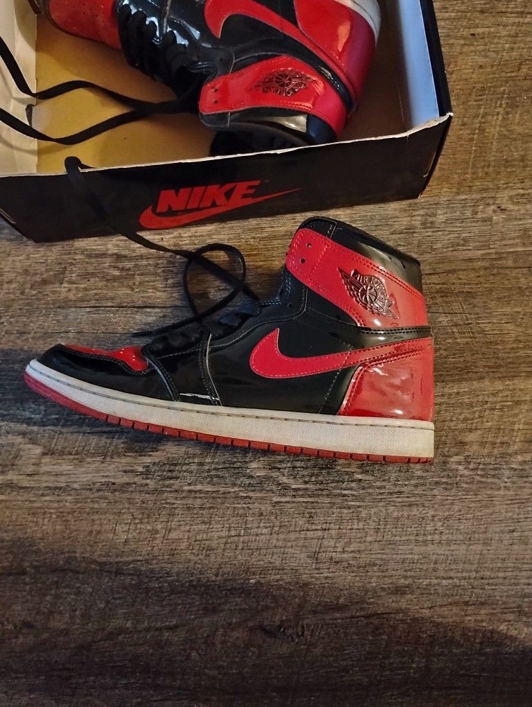 JORDAN PATENT LEATHER Sz 11