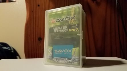 Savox waterproof SW-1210sg