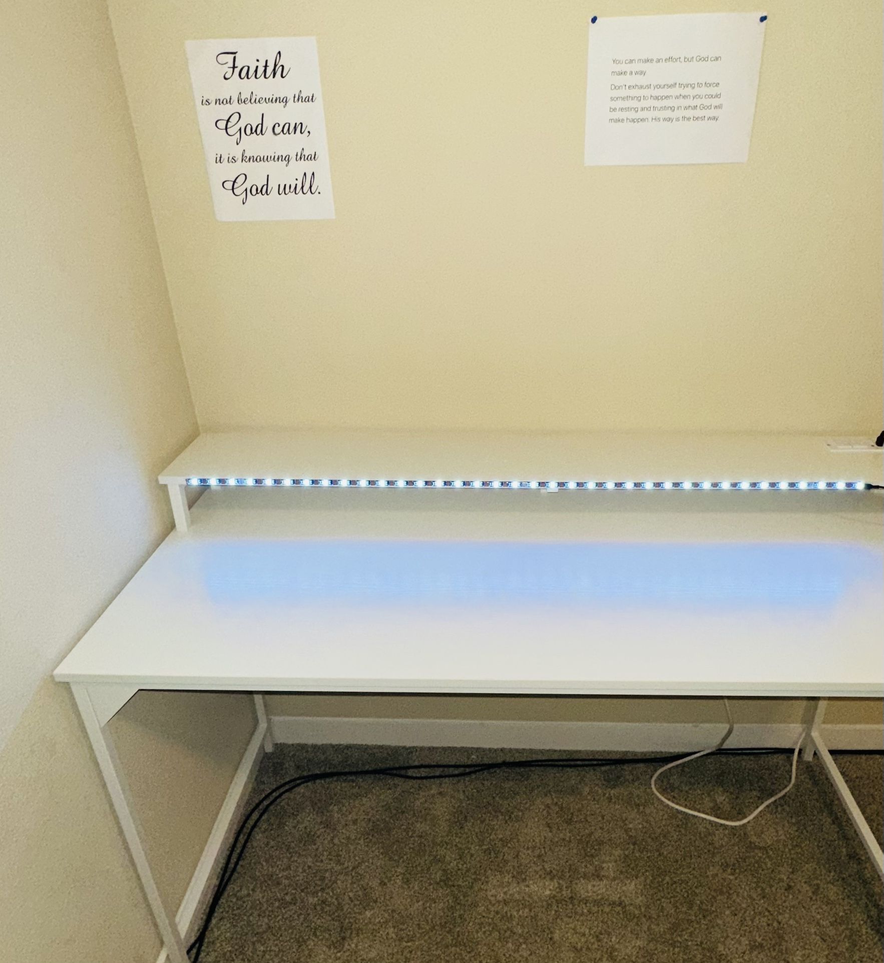 65 Inch Desk And Kitchen Table $40 For Both (Pick Up Only)
