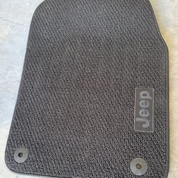 GENUINE MOPAR Factory floor mats plus cargo mat: WK-2 (2011- 2022)JEEP GRAND CHEROKEE 