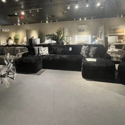 Black 3PC Chaise Sectional Couch