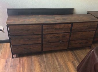 dresser