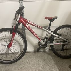 Trek MT220 Youth Mountain Bike