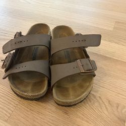 Girls Birkenstocks, Size 34