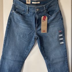 Levi’s Classic Crop Jean