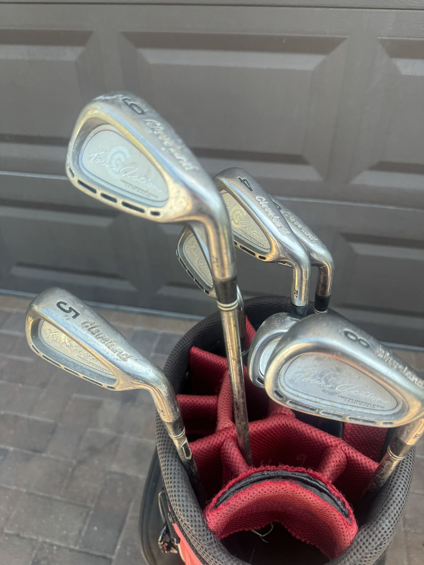 Cleveland Golf 7 Pc Iron Set In Right Handed 