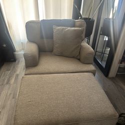 Grey sitting chair with Ottoman