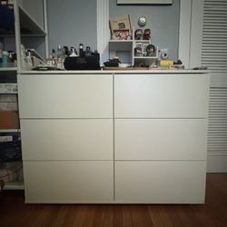White Dresser - 6 Drawers