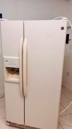 Kenmore white side-by-side refrigerator