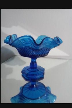 MC - VINTAGE GLASS COMPOTE - CENTERPIECE 7"×5"