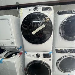 GE Gas Washer and Dryer Set