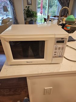 Microwave - Magic Chef