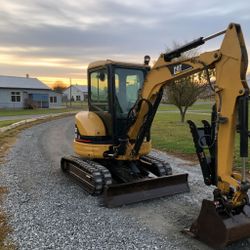 Mini Excavator  Caterpillar 303CR   2005