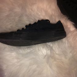 I Only Used These Shoes Like 3/4 Times These Are Black Converse They Are Real They Are Not Fake Bought From Imperial Mall 