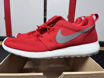 Nike Roshe Run Sport Red Men 13 DS Never Worn